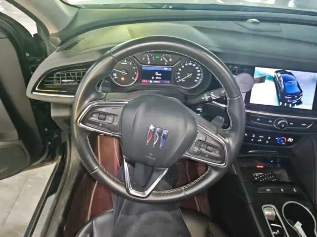 Buick Regal — Фото автомобиля 10