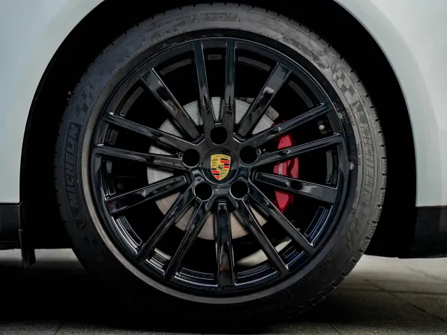 Porsche Panamera — Фото автомобиля 6