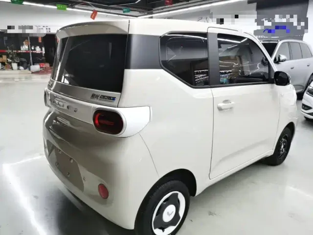 Wuling Hongguang Mini EV — Фото автомобиля 6