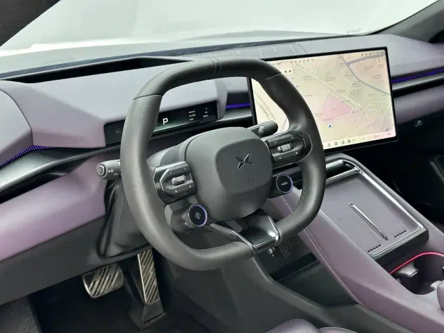 Xpeng P7 — Фото автомобиля 16