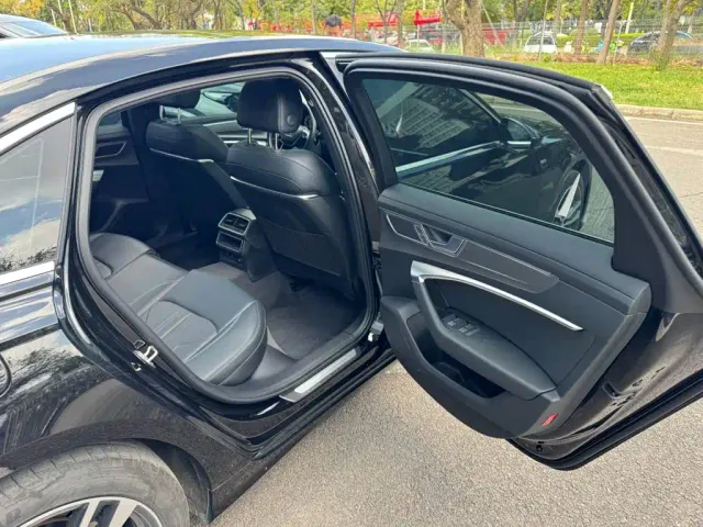 Audi A6L — Фото автомобиля 25