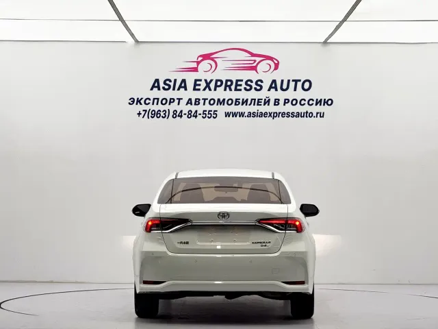 Toyota Corolla — Фото автомобиля 5