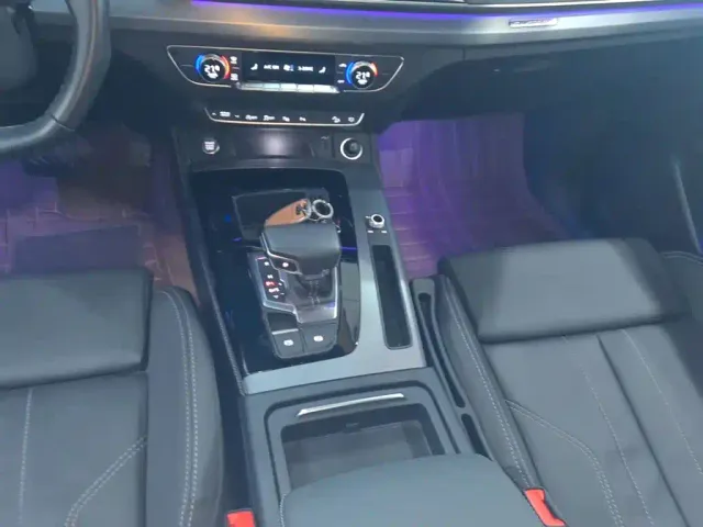 Audi Audi Q5L Sportback 2022 Facelift 40 TFSI Fashion Style — Фото автомобиля 13