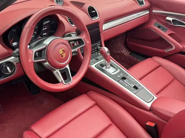 Porsche 718 — Фото автомобиля 9