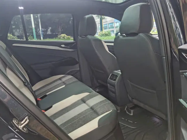 Volkswagen ID.4 Crozz — Фото автомобиля 15