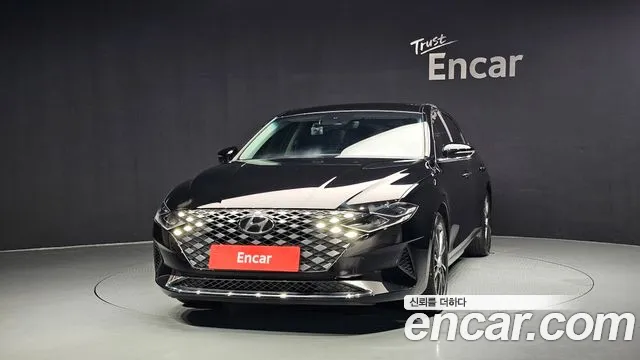 Hyundai Grandeur — Фото автомобиля 3