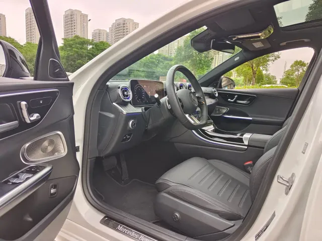 Mercedes-Benz C-Class — Фото автомобиля 6