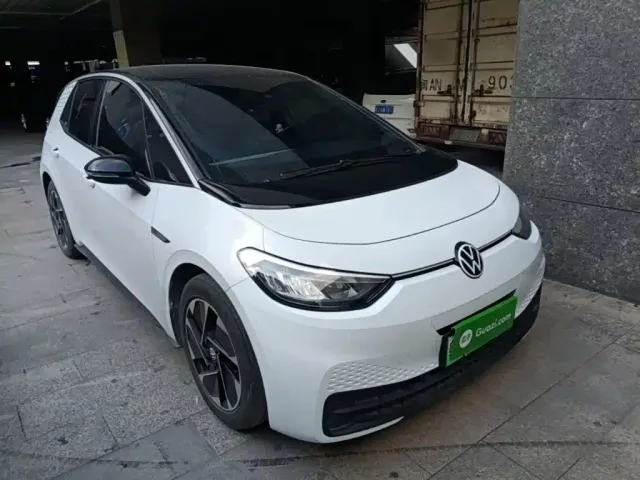 Volkswagen ID.3 — Фото автомобиля 3