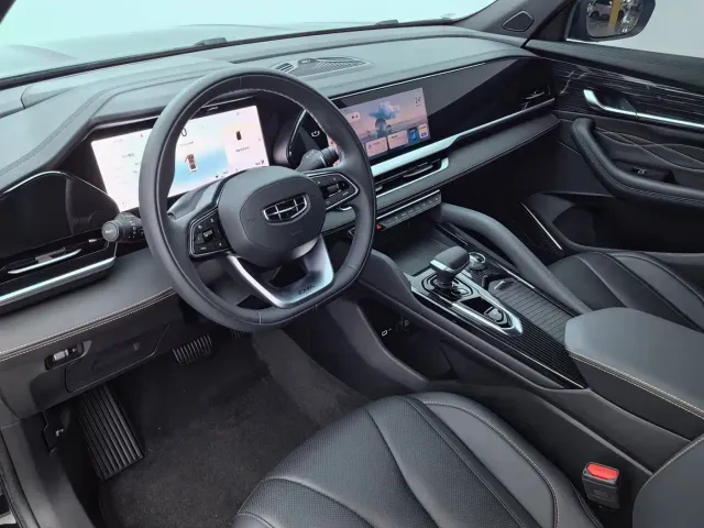Geely Xingyue L — Фото автомобиля 19