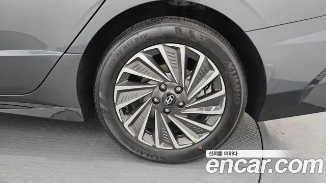 Hyundai Sonata — Фото автомобиля 20