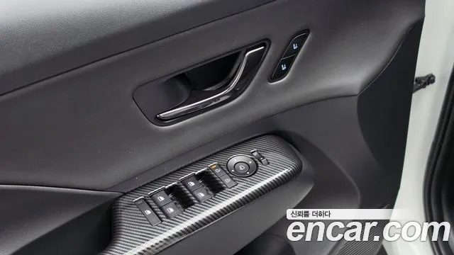 Hyundai Kona Kona (SX2) Бензин 1.6 Turbo 4WD — Фото автомобиля 19