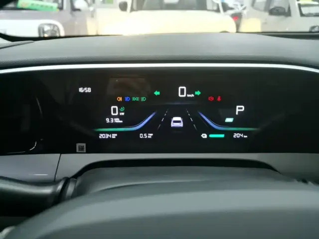 Geely Starry Wish — Фото автомобиля 11