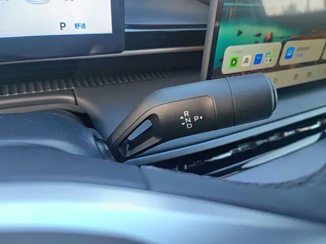 Geely Galaxy E5 — Фото автомобиля 13