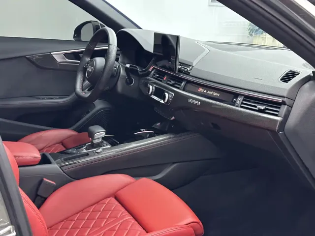 Audi S4 — Фото автомобиля 15
