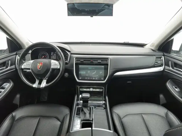 Roewe RX8 — Фото автомобиля 5