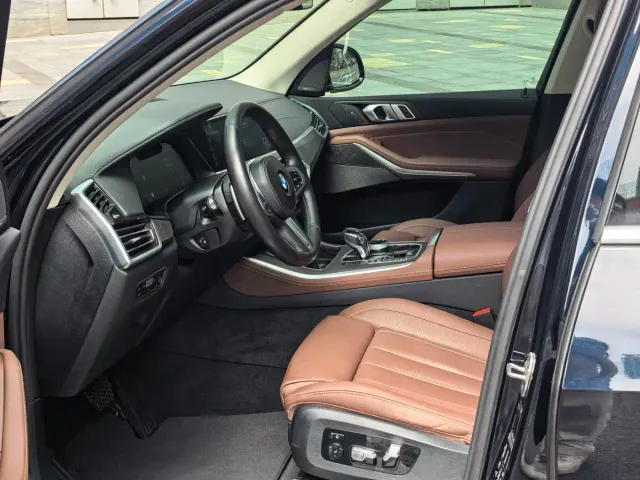 BMW X5 — Фото автомобиля 4