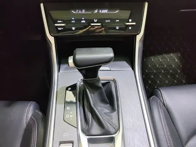 Changan CS75 — Фото автомобиля 13