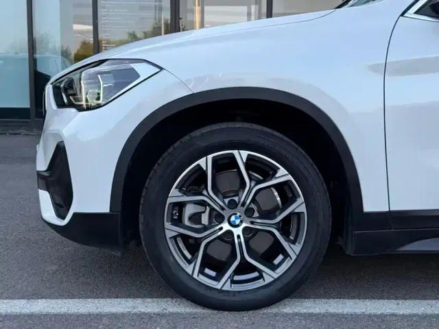 BMW X1 — Фото автомобиля 5
