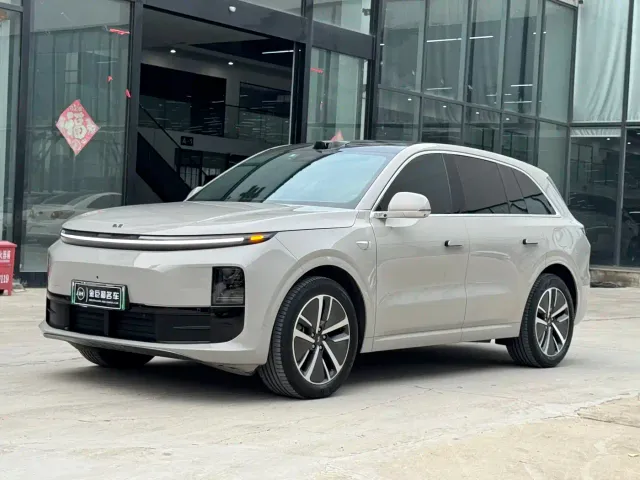 Фотография автомобиля — Li Auto L6