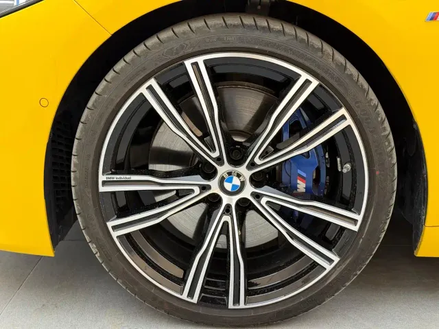 BMW 8 Series — Фото автомобиля 14