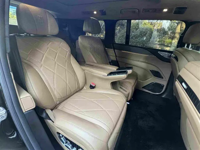 BYD U8L — Фото автомобиля 7