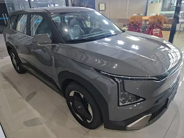 Kia EV5 — Фото автомобиля 3