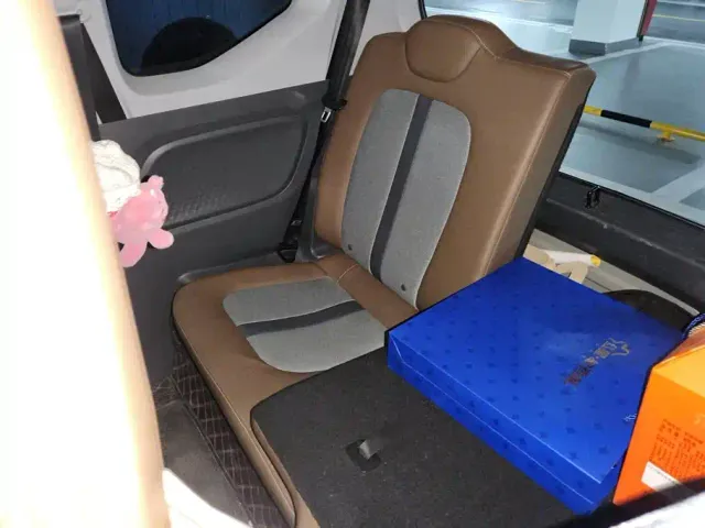 Wuling Hongguang Mini EV — Фото автомобиля 11