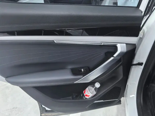 Geely Boyue L — Фото автомобиля 8