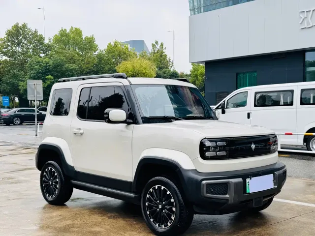 Baojun Yep — Фото автомобиля 3