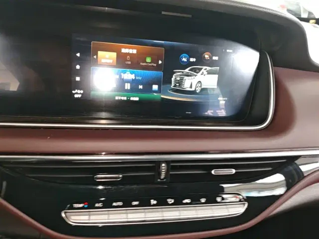 GAC Trumpchi M6 — Фото автомобиля 12