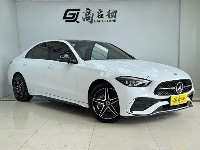 Mercedes-Benz C-Class — Фото автомобиля 3