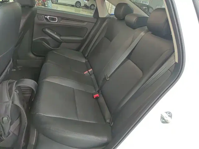 Honda Civic — Фото автомобиля 16