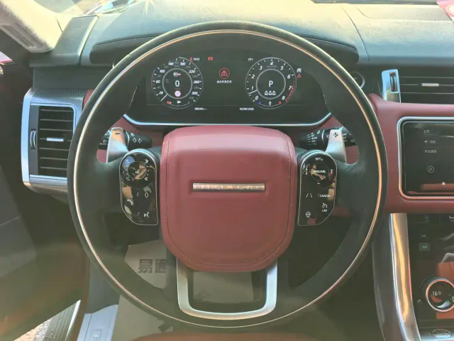 Land Rover Range Rover Sport — Фото автомобиля 12
