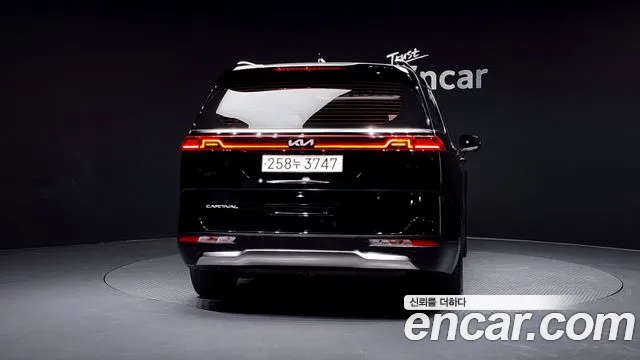 Kia Canival Carnival 4 поколение Дизель 9 мест Noblesse — Фото автомобиля 4