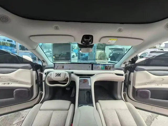 IM Motors LS6 — Фото автомобиля 5
