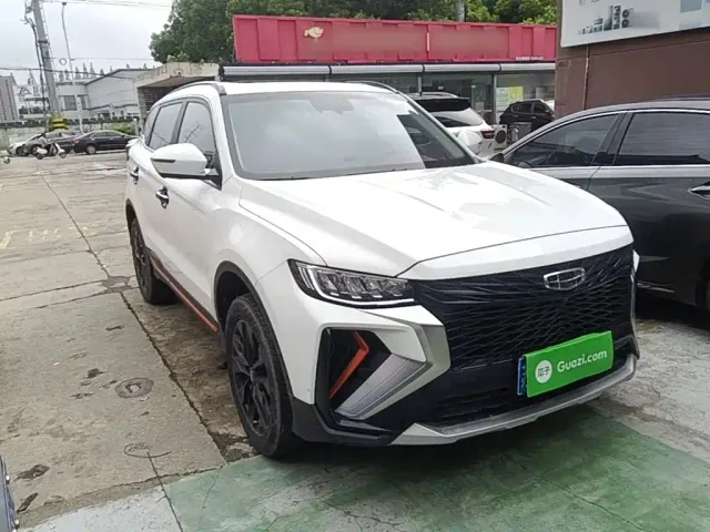 Geely Boyue — Фото автомобиля 3