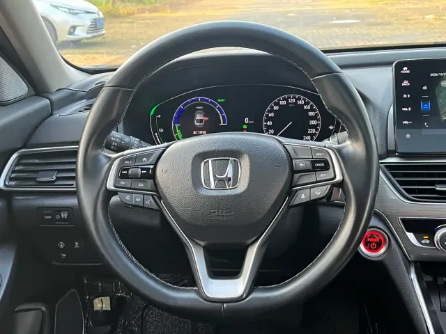 Honda Accord — Фото автомобиля 22