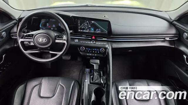 Hyundai Avante — Фото автомобиля 10
