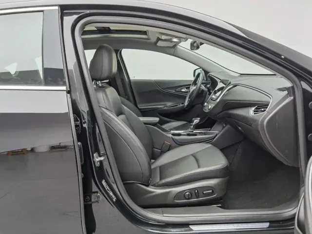 Chevrolet Malibu XL — Фото автомобиля 23