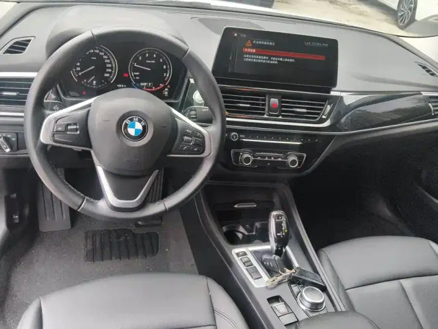BMW 1 Series — Фото автомобиля 12