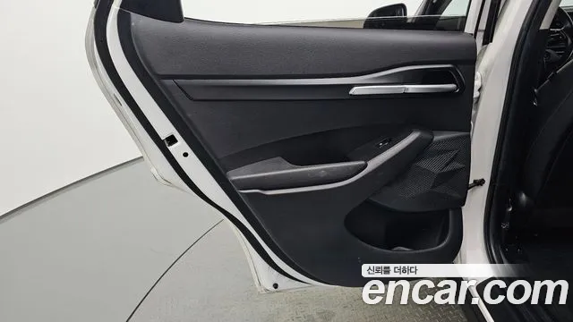 Kia Seltos New — Фото автомобиля 14