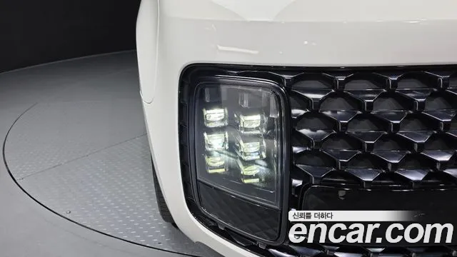 Hyundai Staria Staria L3.5 Lounge 7 мест — Фото автомобиля 17