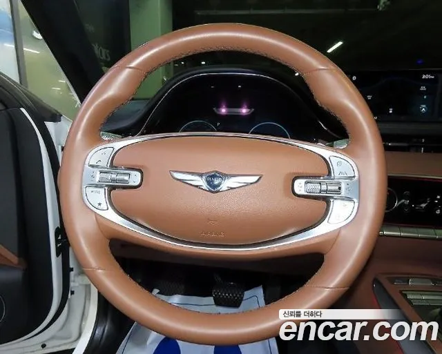 Genesis GV70 — Фото автомобиля 10