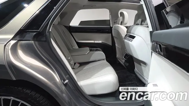 Hyundai Grandeur GN7 — Фото автомобиля 17