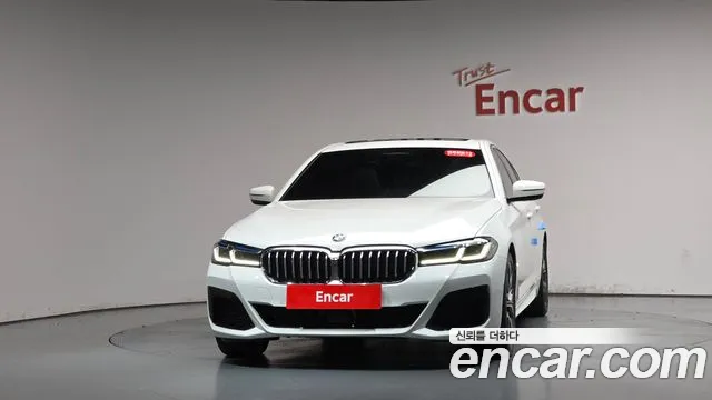 BMW 5 Series G30 — Фото автомобиля 3