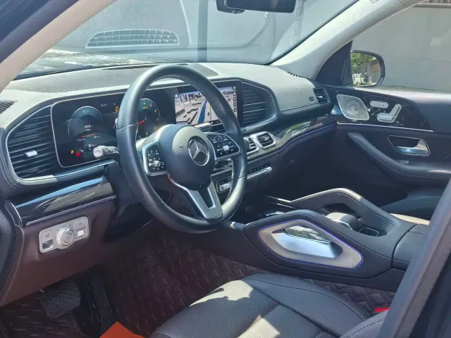 Mercedes-Benz GLE-Class — Фото автомобиля 16