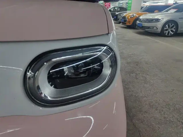 Wuling Hongguang Mini EV — Фото автомобиля 5