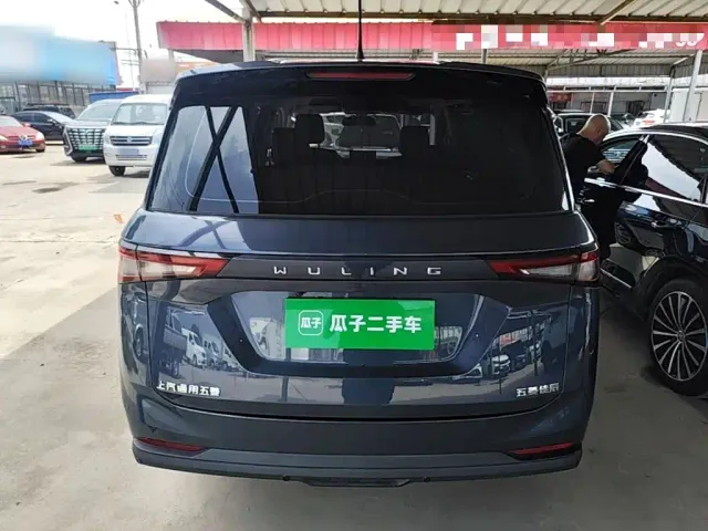 Wuling Jiachen — Фото автомобиля 5