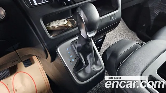 Hyundai Staria Staria L3.5 Tourer 9 мест — Фото автомобиля 9