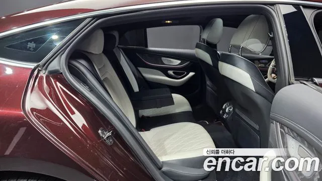Mercedes-Benz AMG GT 4 двери 43 4MATIC+ Special Edition — Фото автомобиля 10